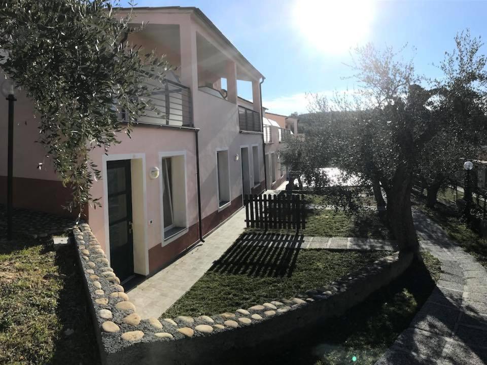 Villaggio Rta Borgoverde Imperia Exterior foto