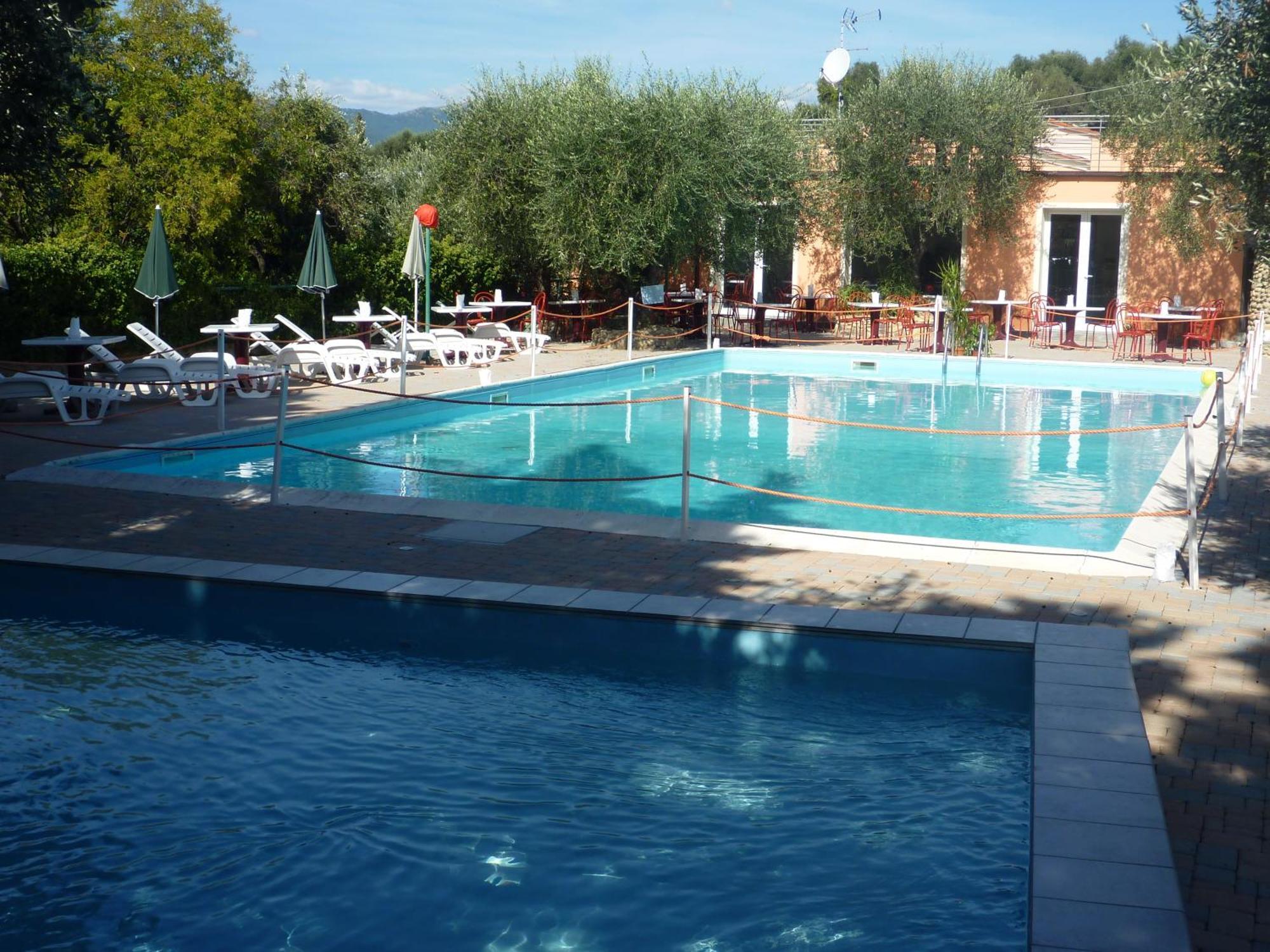 Villaggio Rta Borgoverde Imperia Exterior foto